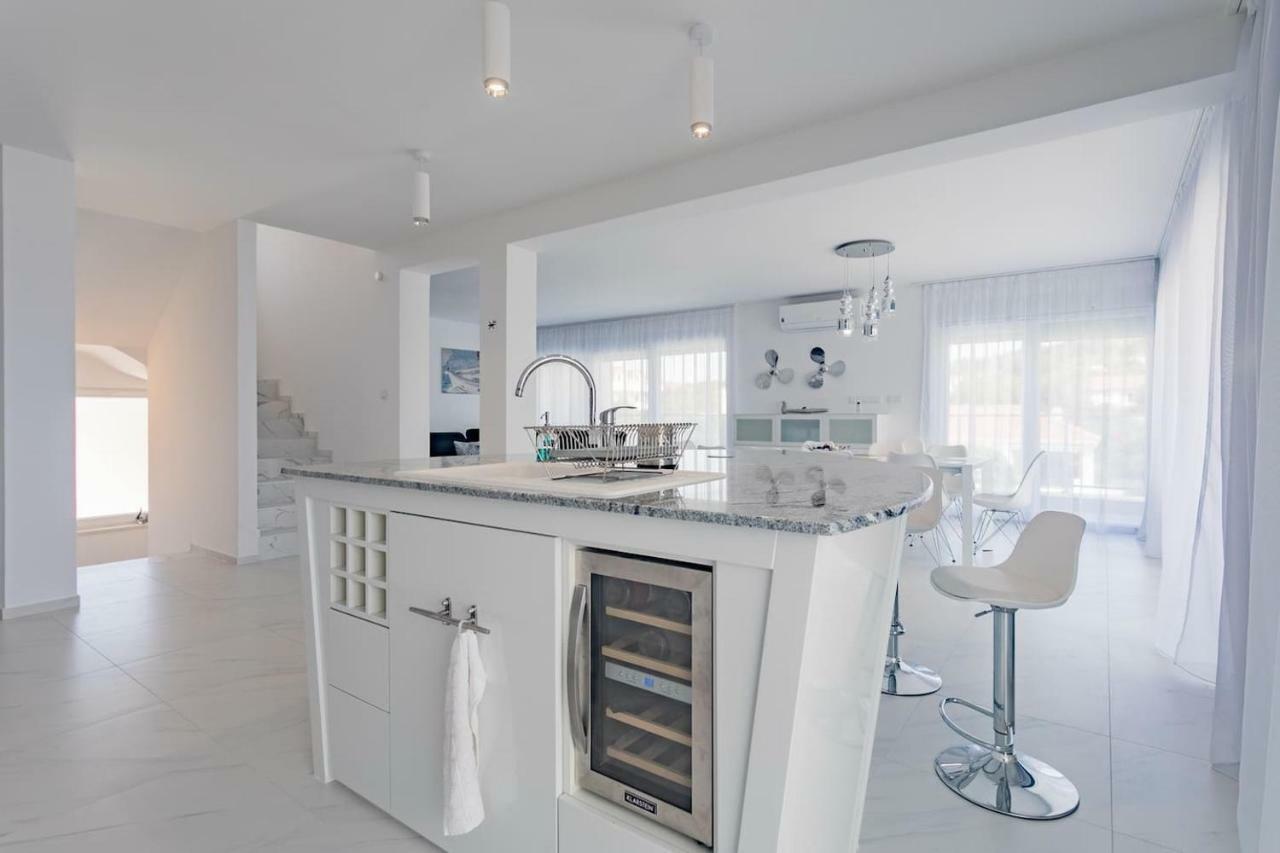 Villa Compass; Luxury Experience In Natural Bay. Ražanj 外观 照片